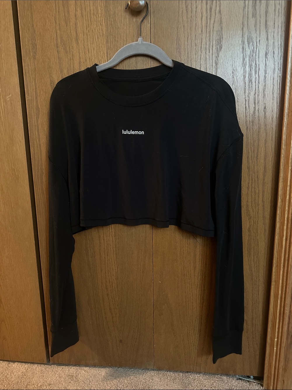 lululemon athletica Black Cropped Long-Sleeve Crewneck